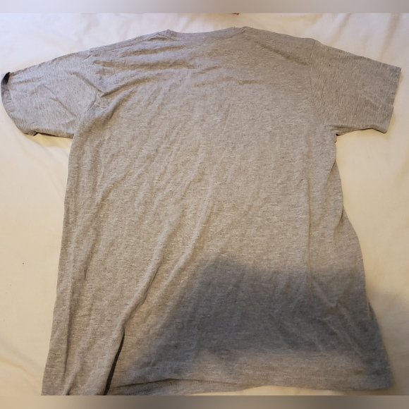 Super Mario Graphic Tee - Picture 3 of 4